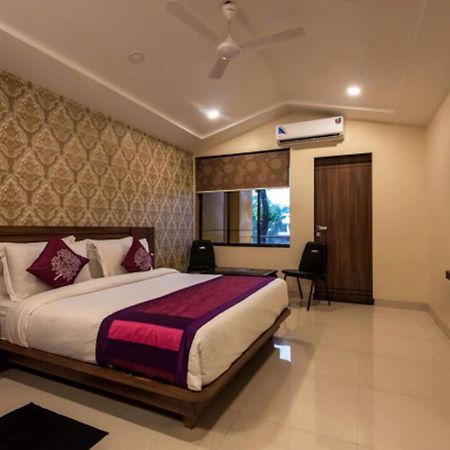 Sunshine Resort Lonavala Εξωτερικό φωτογραφία
