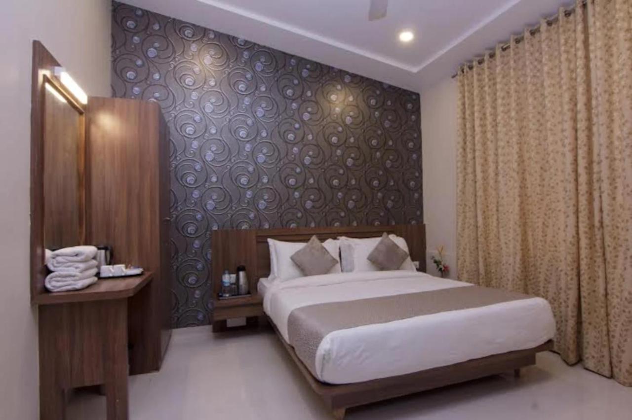 Sunshine Resort Lonavala Εξωτερικό φωτογραφία