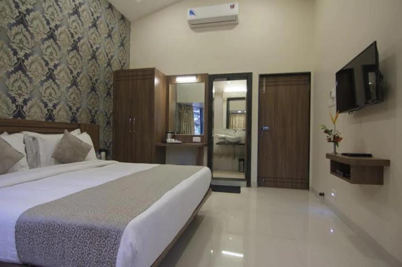 Sunshine Resort Lonavala Εξωτερικό φωτογραφία